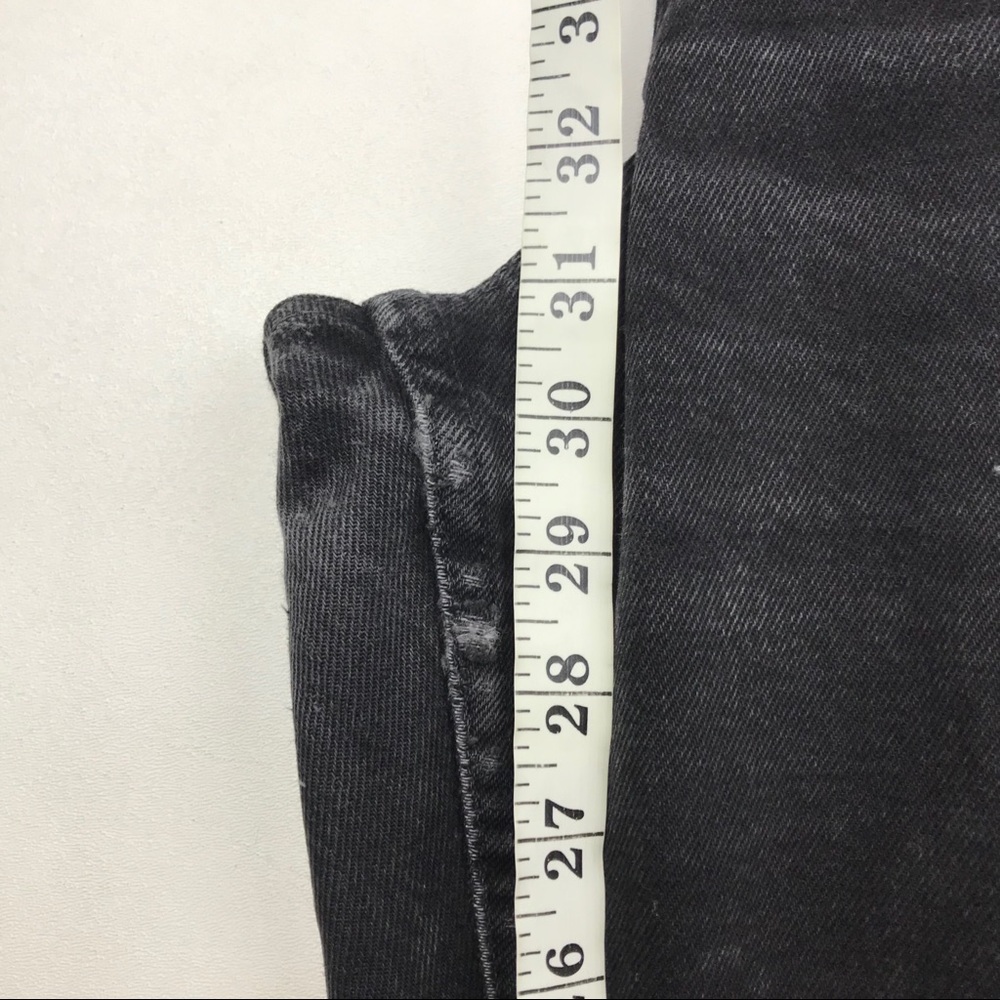 Levi's Women's High Rise Jeans in Black - Picture 5 of 8